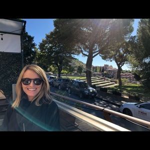 Meet your Posher, Kelly